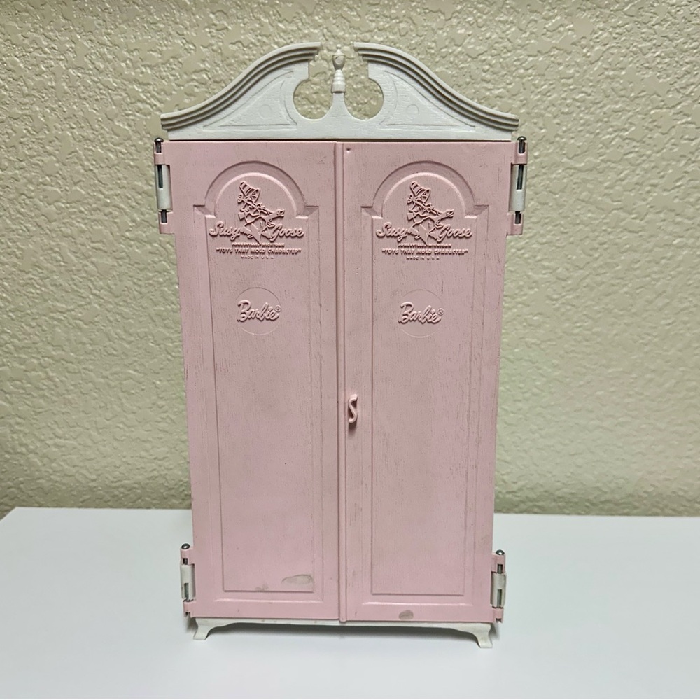 Vintage 1964 Barbie Susy Goose Wardrobe Doll Closet Armoire White & Pink